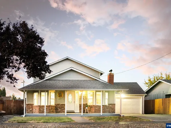 551 W B St, Lebanon, OR 97355