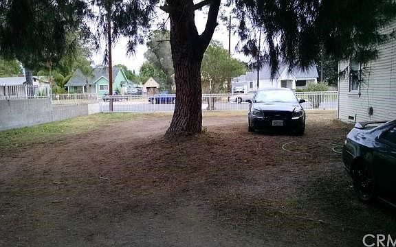 3rd image of 2864 N East St