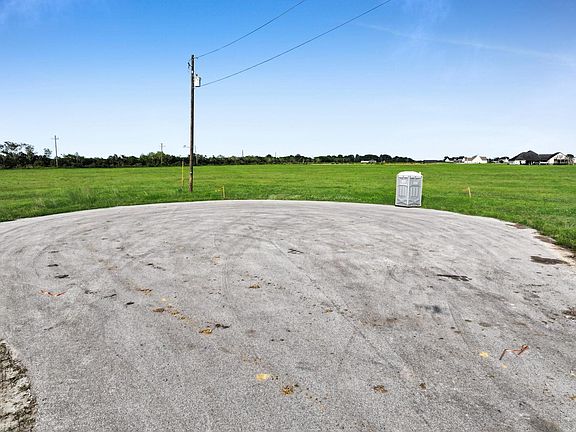 3rd image of 3630 Shortleaf Trl