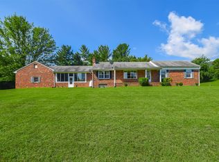 5195 Harvest Hill Rd, Roanoke, VA 24018