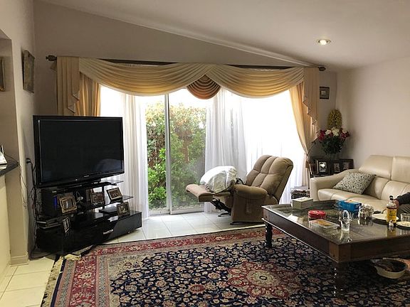 3rd image of 4623 Larkwood Ave