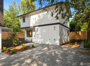 6204 43rd Avenue NE, Seattle, WA 98115