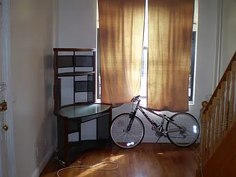 Rented by Maximus Realty Group