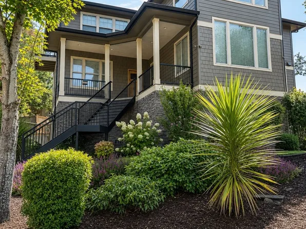 6107 Forest Ridge Dr, Springfield, OR 97478