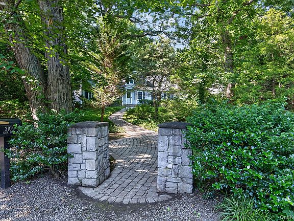 4th image of 2108 Edge Road