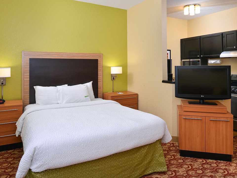 1st image of 10505 NW 36th St #212-310-21