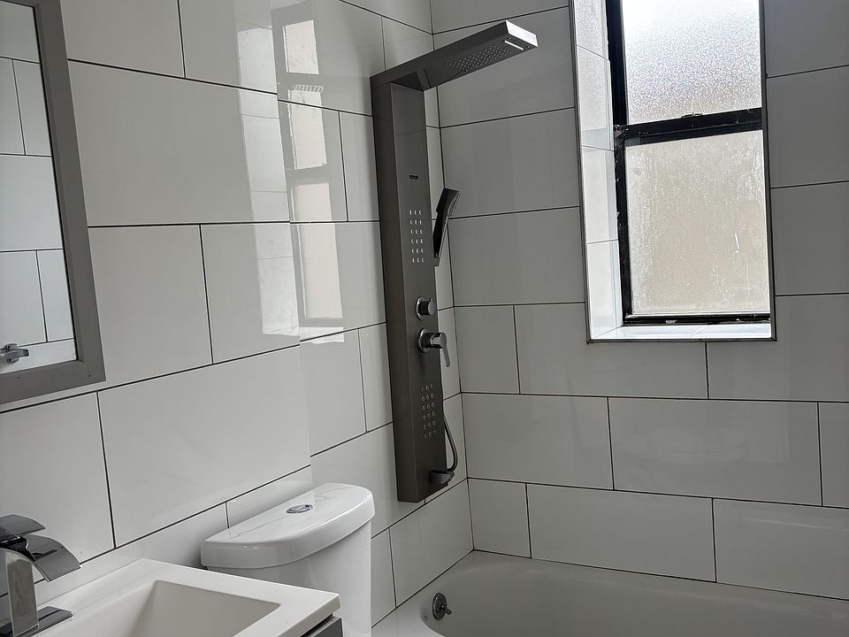 2nd image of 25 St Nicholas Ter APT 69