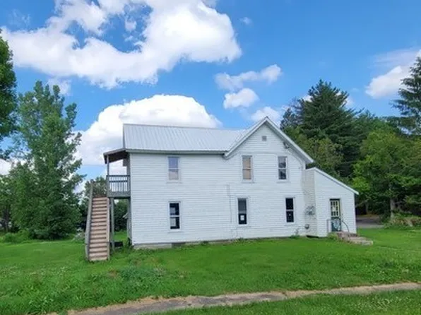 9512 Church St, Castorland, NY 13620