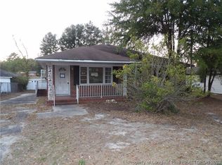 1917 Stanberry St, Fayetteville, NC 28301