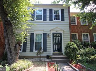 3870 Wilcoxson Dr, Fairfax, VA 22031