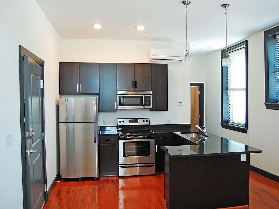 Kitchen at Tower 507