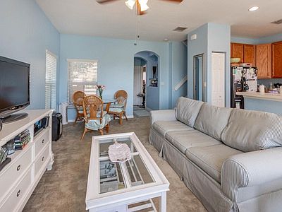 5th image of 318 Lake Monterey Cir