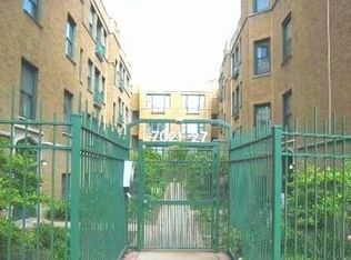 7025 N Sheridan Rd APT 1N, Chicago, IL 60626