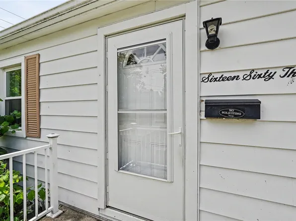 1663 Pershing Blvd, Dayton, OH 45410