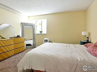 4th image of 1949 Centennial Dr