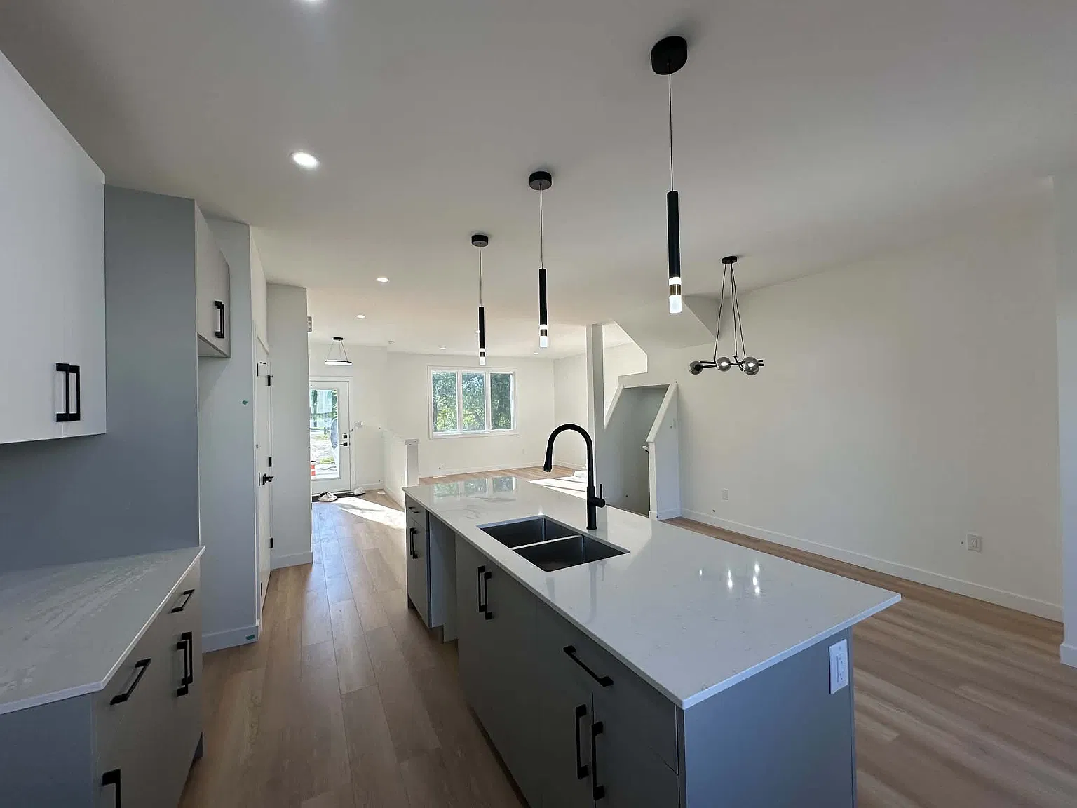 7 Portland Avenue — Photo 3