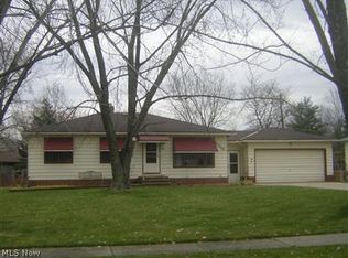 13595 Harper Rd, Strongsville, OH 44149