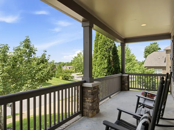 2000 Callaway Park Pl, Thompsons Station, TN 37179