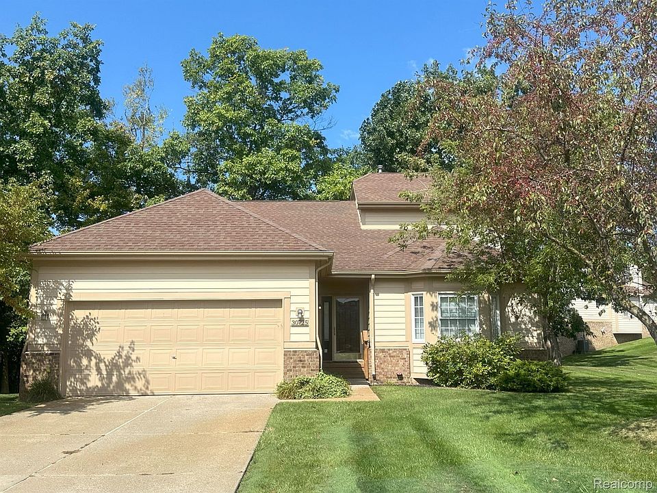 1st image of 30725 Sandalwood Cir