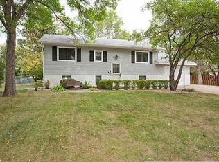 2425 103rd Ave NW, Coon Rapids, MN 55433