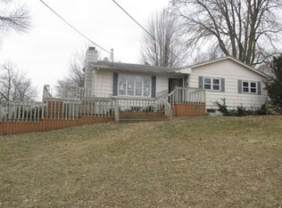 218 North Ave, Central City, IA 52214