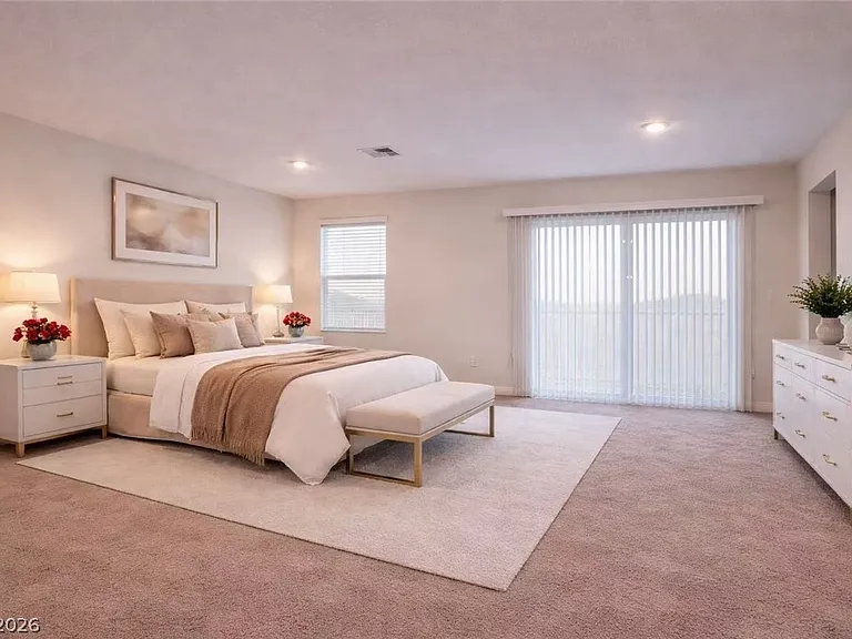 8038 Minavalle Ave — Photo 9