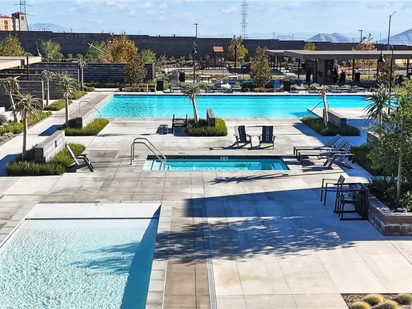 15946 Caterpillar Dr, Fontana, CA 92336