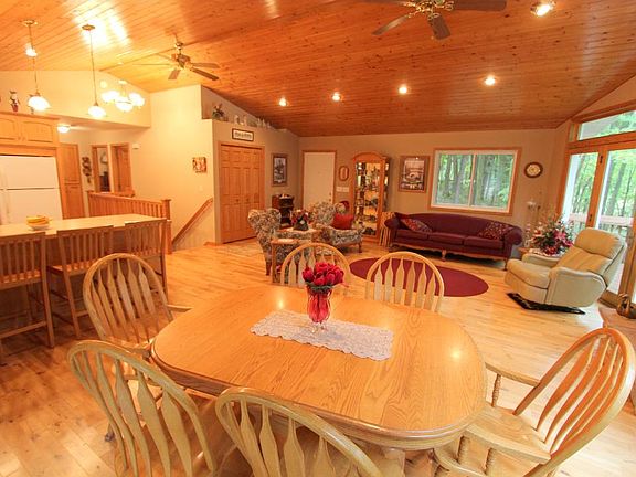 5th image of 23794 Cedar Lake Dr