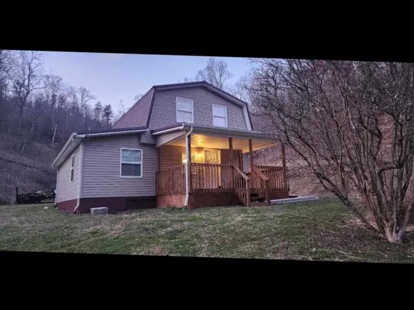 1852 Big Creek Rd, Wayne, WV 25570
