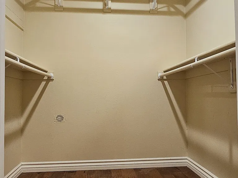12438 Sanford St — Photo 4