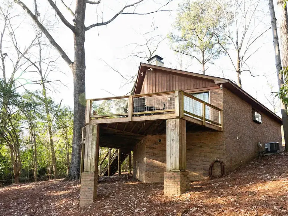 5638 Roaring Branch Rd