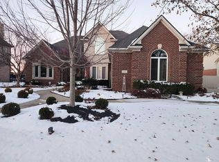 202 Orleans Ave, Monroe, MI 48162