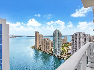 300 S Biscayne Blvd #T-2314, Miami, FL, 33131