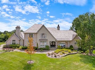 5257 W Meagan Ct, Libertyville, IL 60048