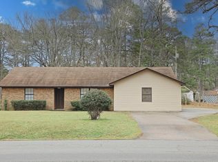 3609 Old Warren Rd, Pine Bluff, AR 71603