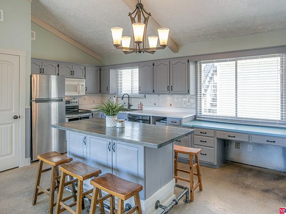 4th image of 1136 Platte Shore Dr