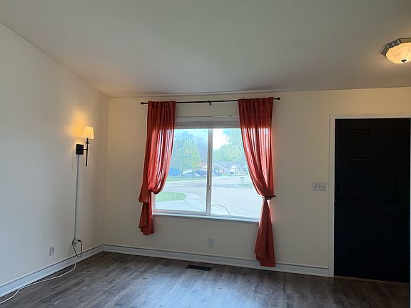 4th image of 8103 Waterfowl Ave