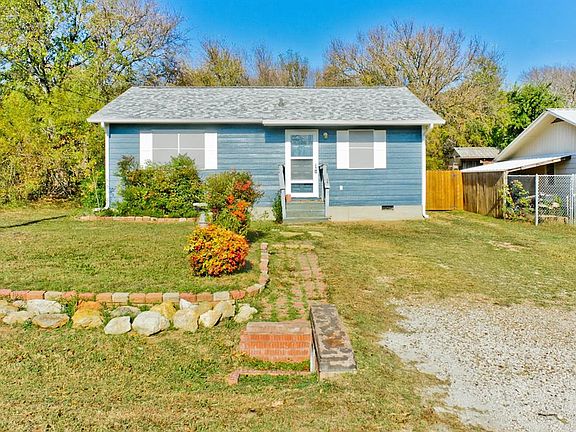 2nd image of 3208 Lowland Dr