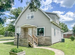 707 E Lincoln St, Saint Joseph, IL