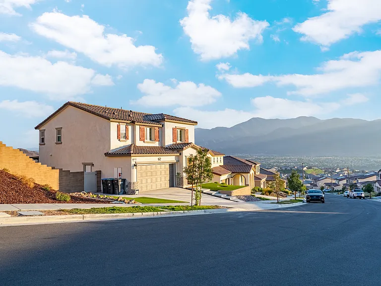 23912 Phoebe Dr — Photo 38