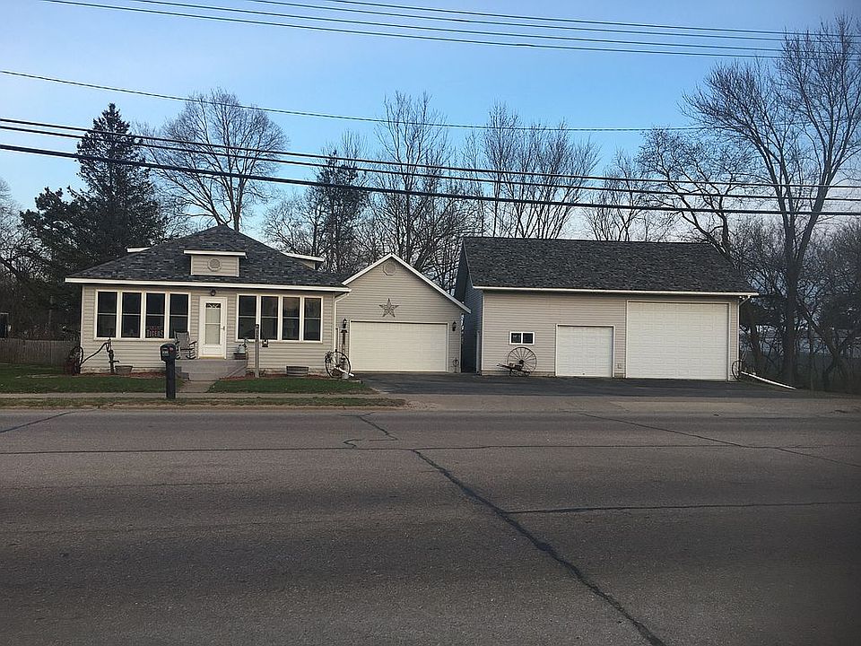 1st image of 232 Melrose St