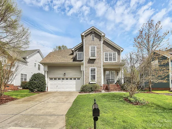 7553 Thorn Creek Ln, Tega Cay, SC 29708