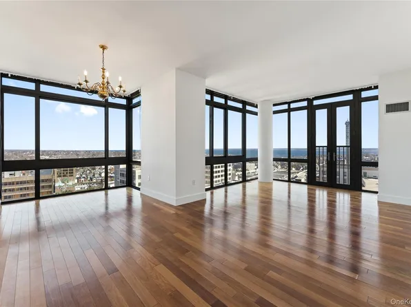 175 Huguenot St, New Rochelle, NY