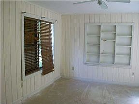 3rd image of 304 Lenox Pkwy