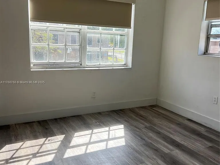 5100 NW 23rd Ave #5 — Photo 8