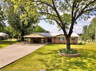 937 E Crumptown Rd, Waldron, AR 72958
