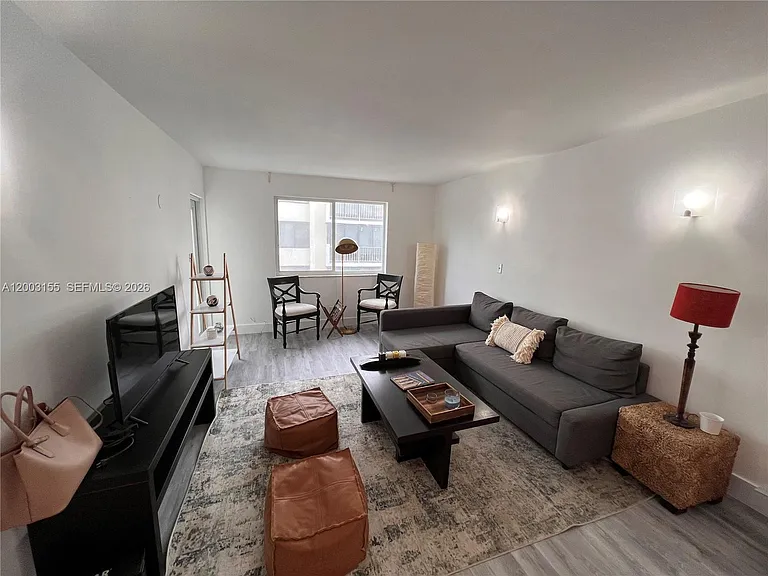 240 Galen Dr #302 — Photo 7