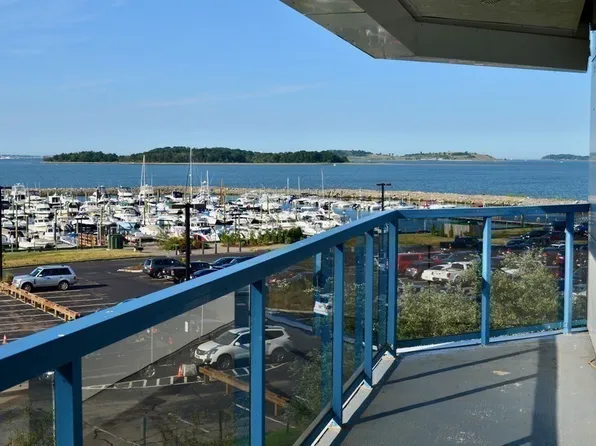 2001 Marina Dr APT 211, Quincy, MA 02171