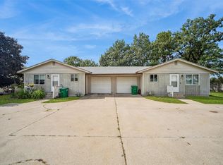 5802 & 5806 NE 3rd St, Des Moines, IA 50313
