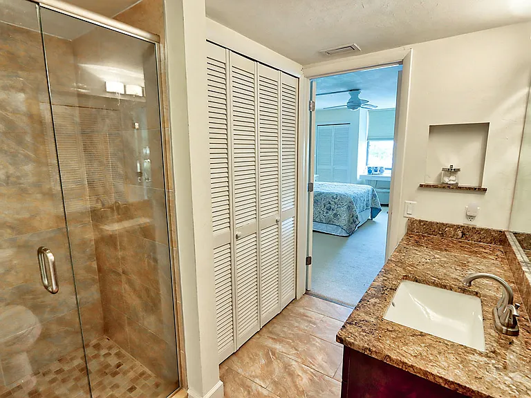 Main bath with walk-in shower